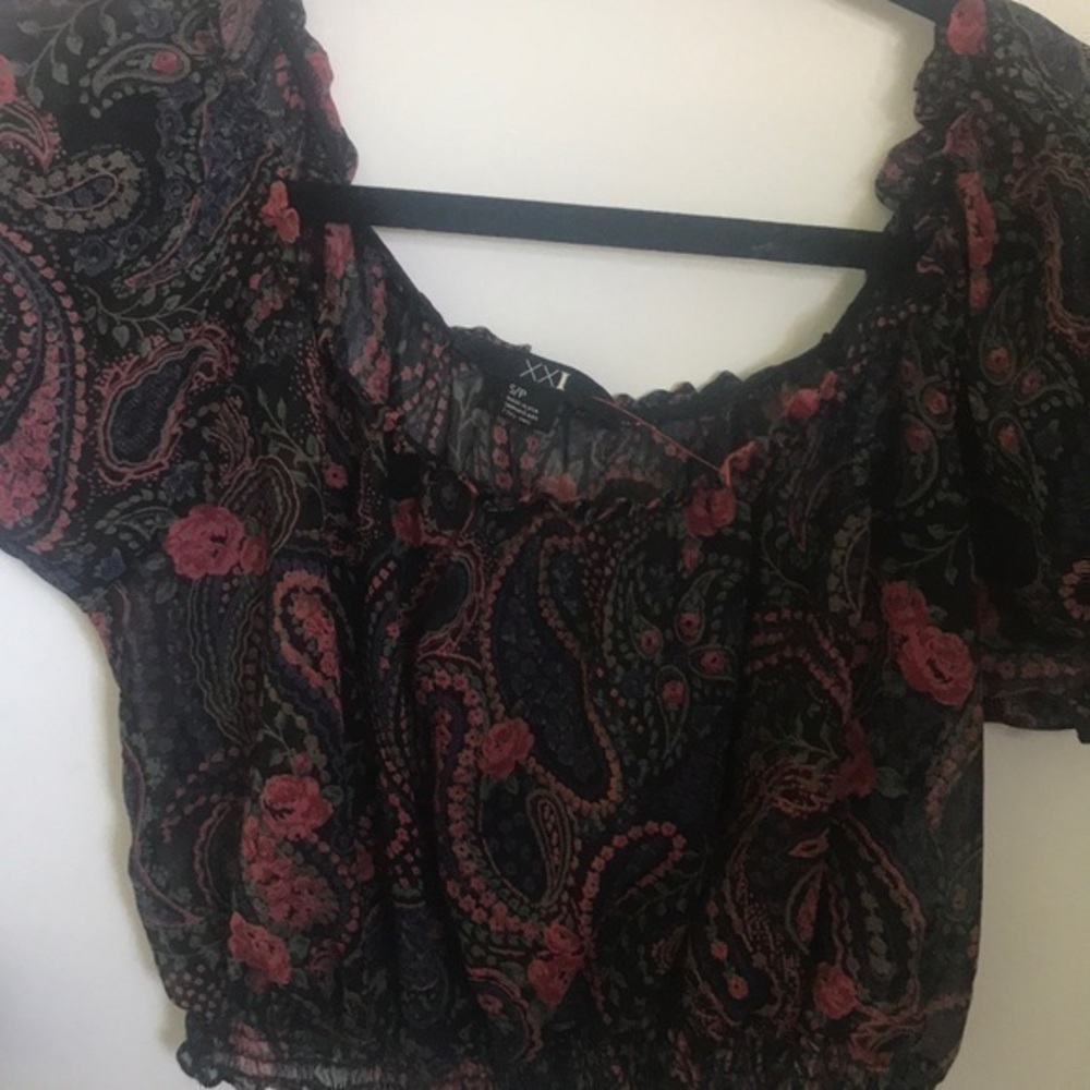 XXI paisley crop top